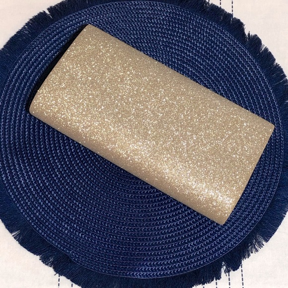 Shining Envelope Clutch Purse for Evenings and Weddings - Picture 3 of 5